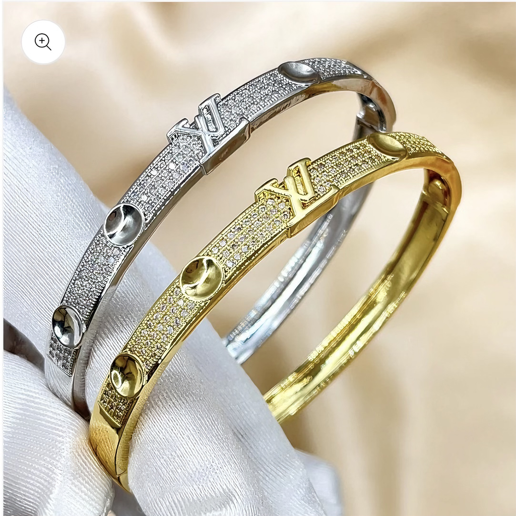 Luxury Pavé Accent Bangle Bracelet – Polished Finish, Elegant Everyday Jewelry