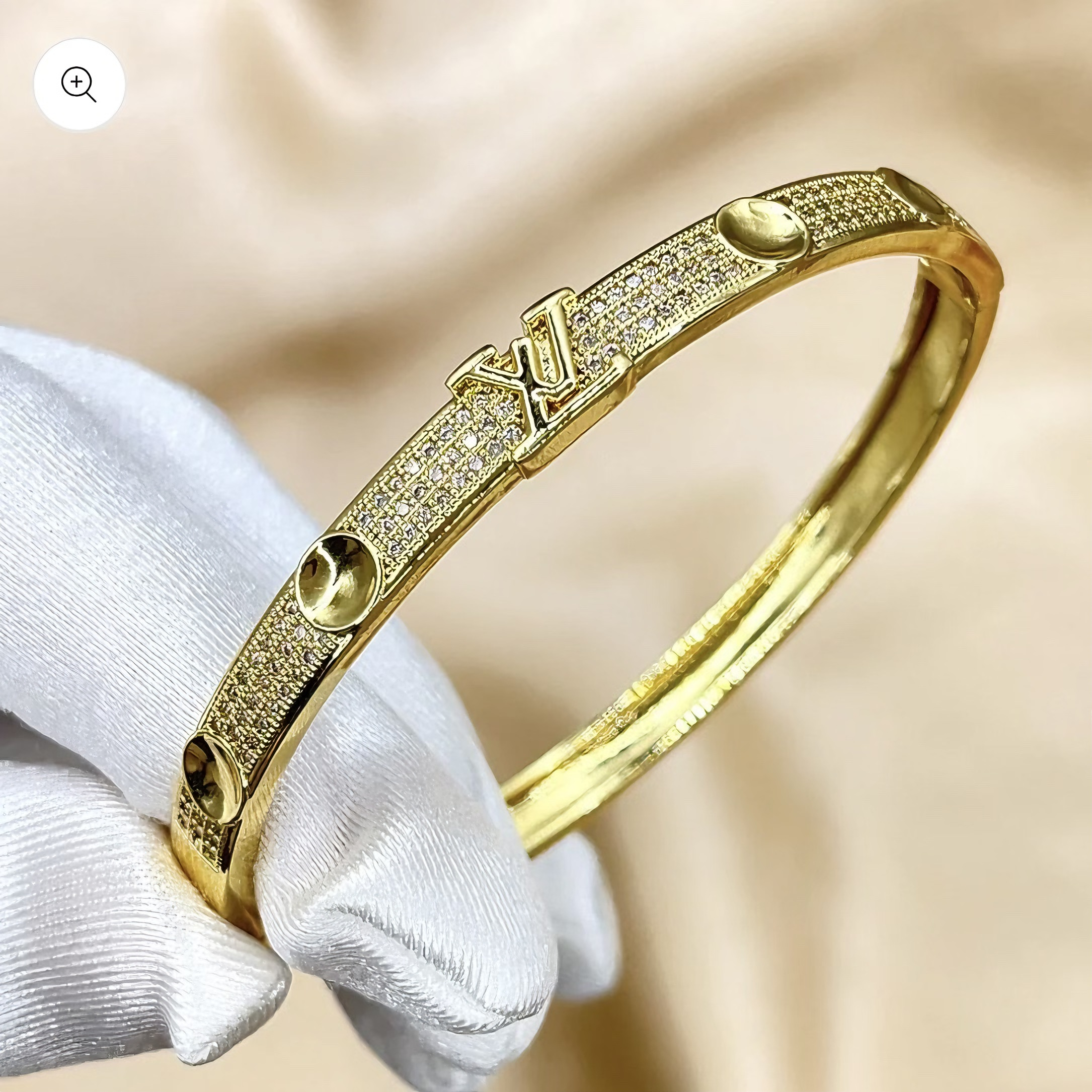 Luxury Pavé Accent Bangle Bracelet – Polished Finish, Elegant Everyday Jewelry