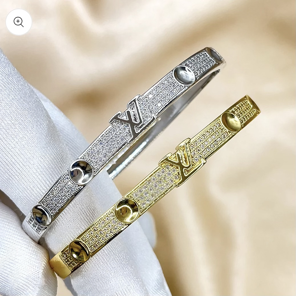 Luxury Pavé Accent Bangle Bracelet – Polished Finish, Elegant Everyday Jewelry