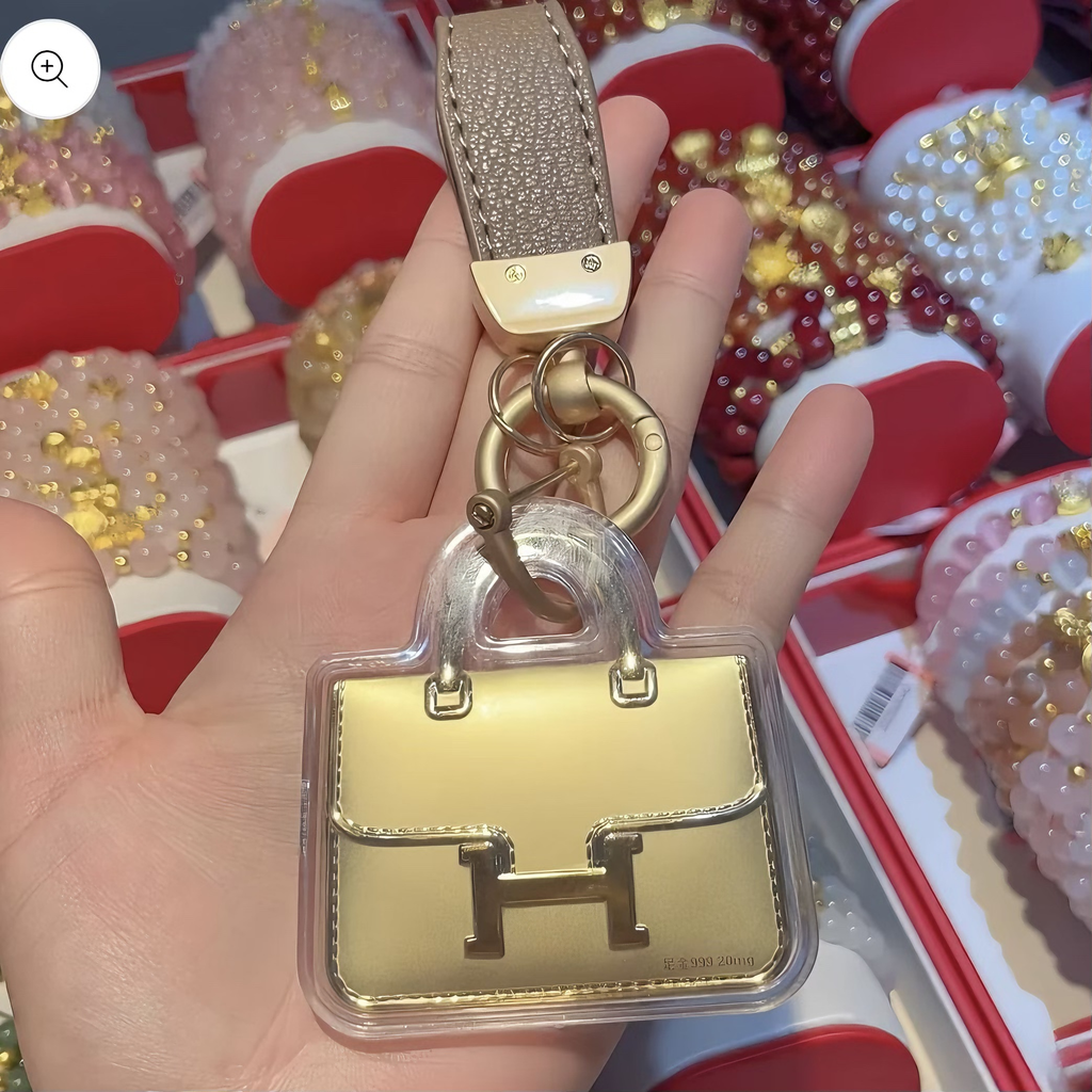 Luxury Gold Handbag Keychain Charm – Mini Bag Pendant with Leather Strap