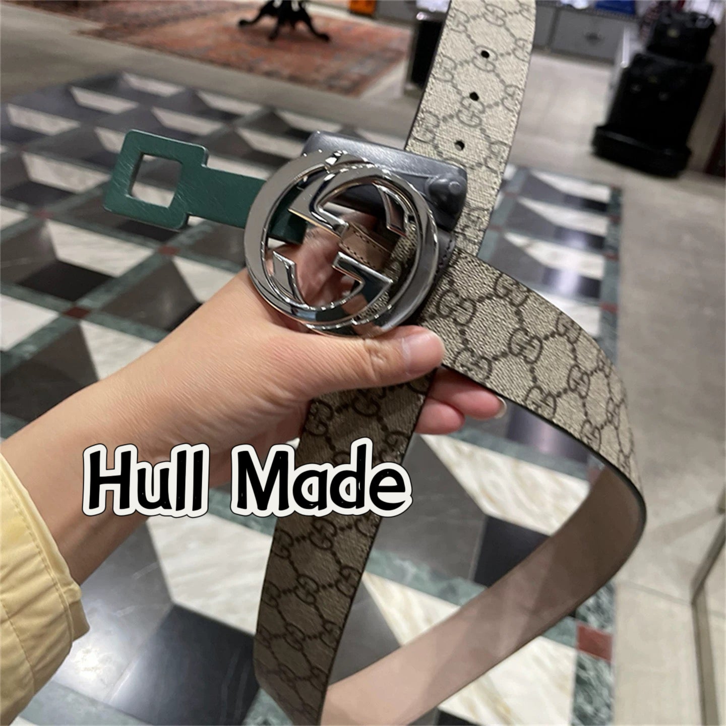 Men's Belt with Pattern Texture, Taste Shown in Details Delivery within 5 to 8 days There is a gift box.