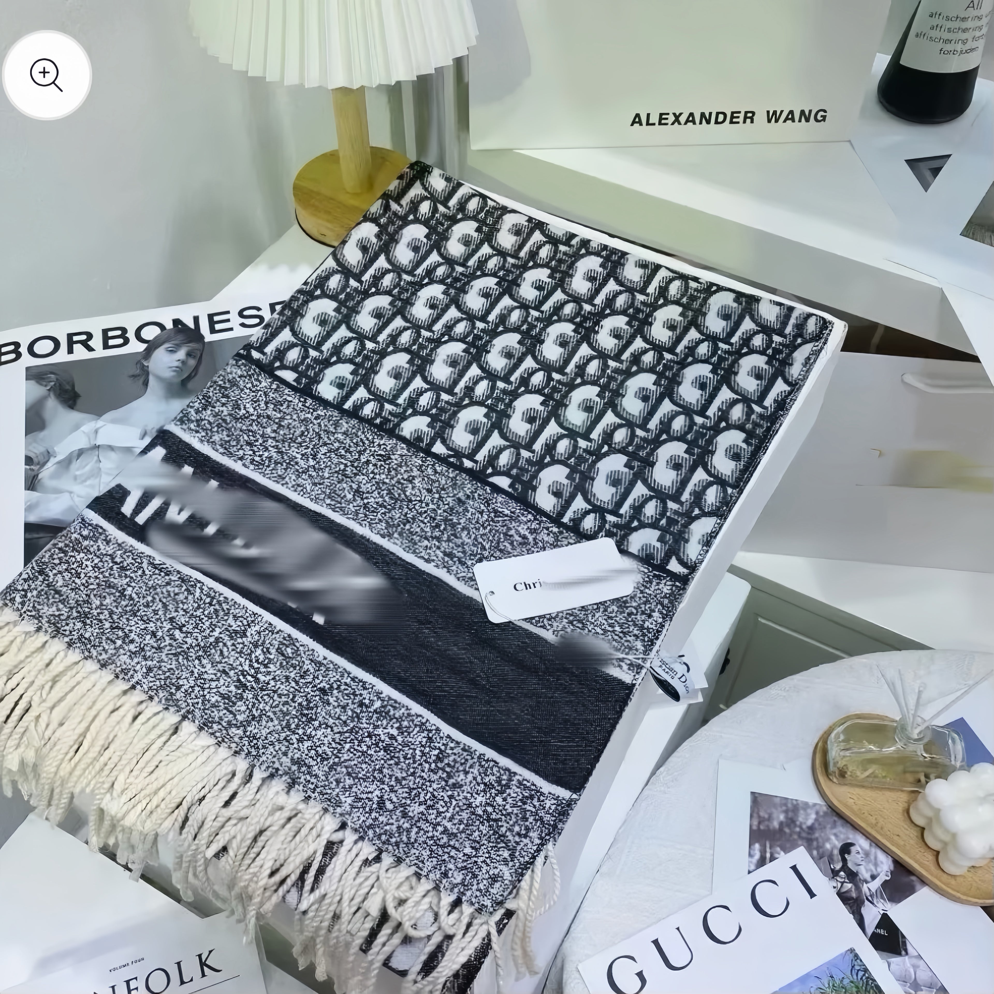 Men’s & Women’s Patterned Winter Scarf – Warm, Soft & Stylish for Everyday Wear