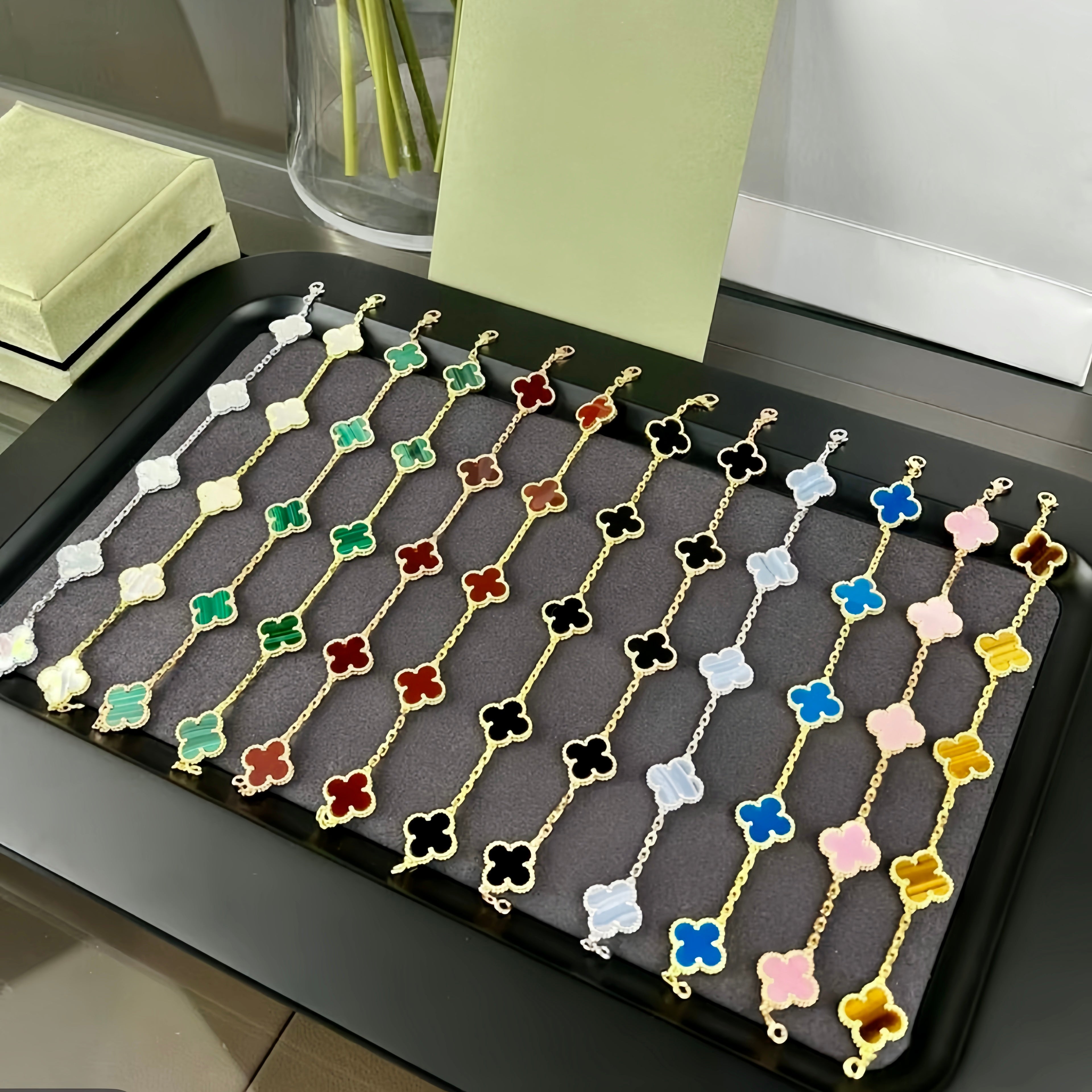 Winter Petal Bracelet – Minimalist Shell Flower Gift for Women