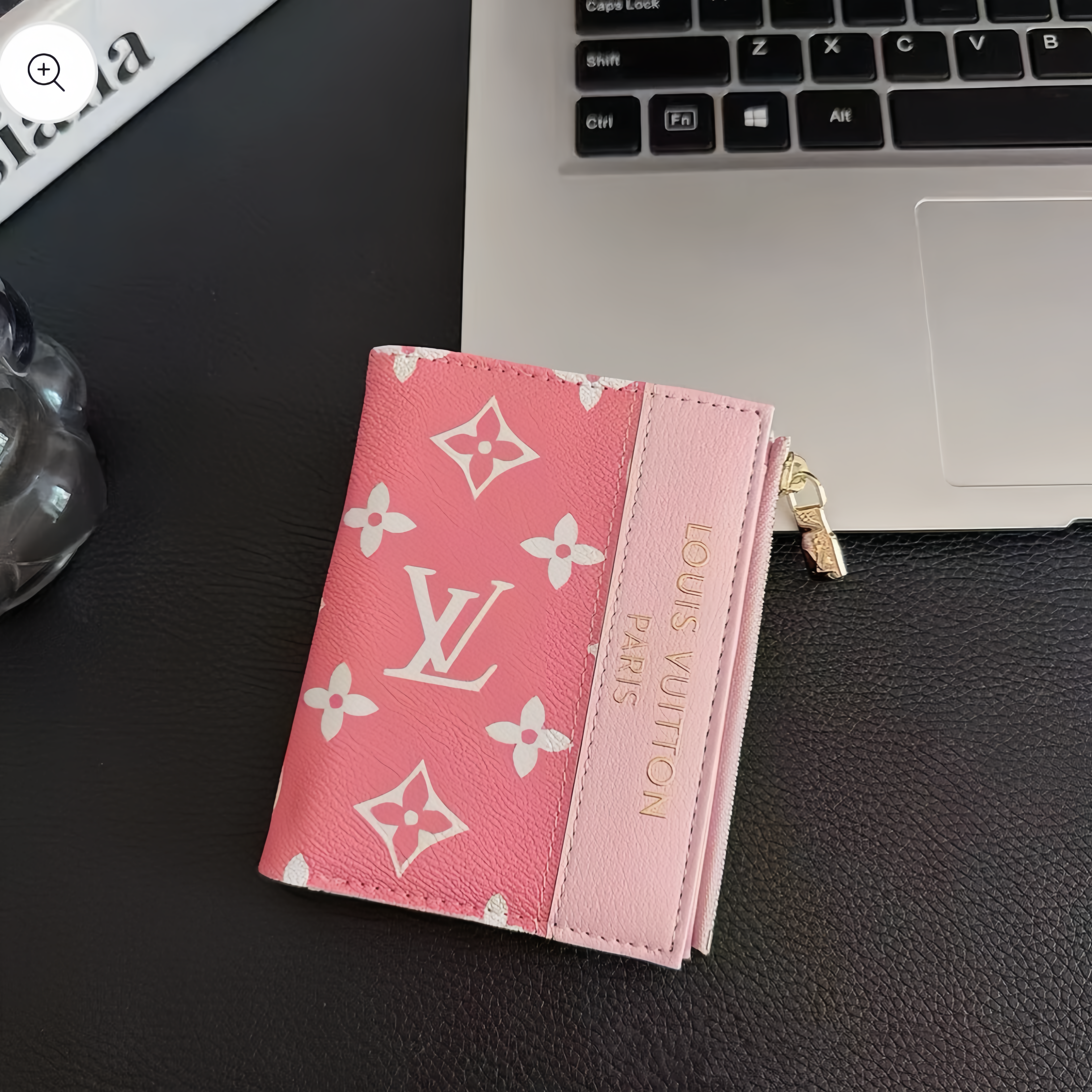 Compact Zip Wallet with Floral Pattern – Mini Multi-Color Card Holder