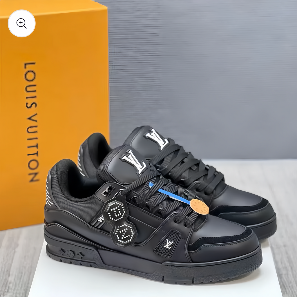 All-Black Low-Top Street Sneakers – Minimal Leather Design